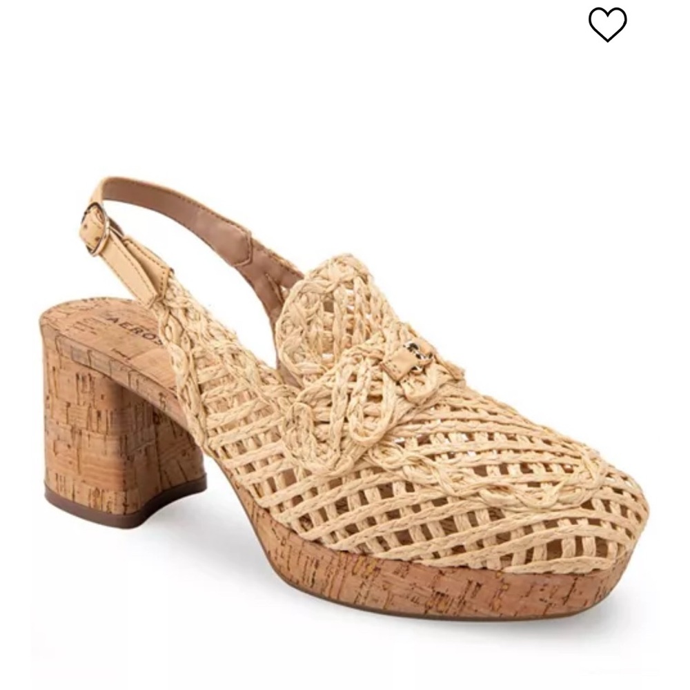 AEROSOLES Santiago Raffia Pumps, size 9.